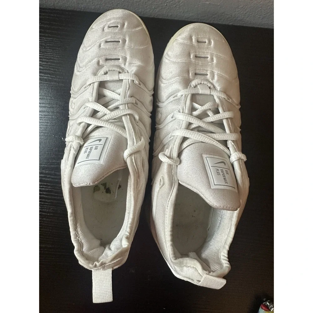 Vapormax Plus Triple White Pure Platinum Women's Size US 8 shoes sneakers